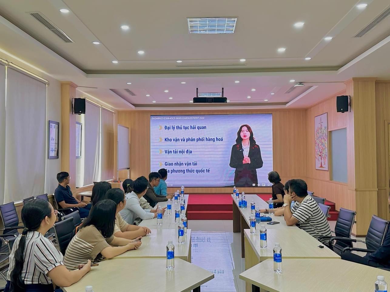 VALOMA – Tổng kết chương trình  tập huấn kiến thức logistics cho giảng viên – Khóa 2